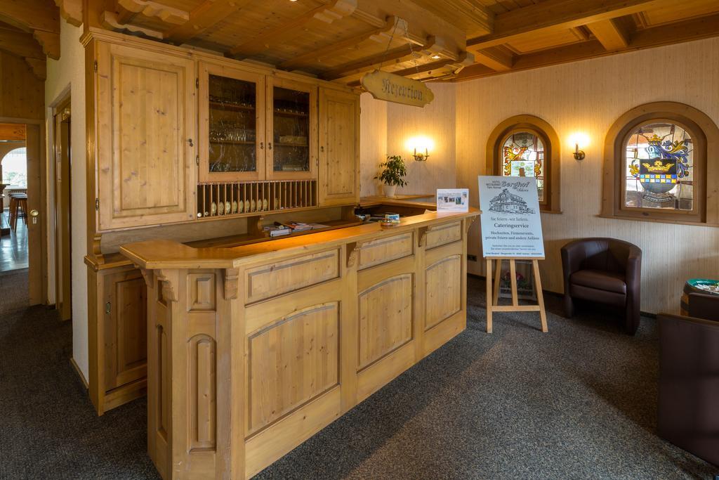 Hotel Restaurant Berghof Sohren Exterior foto